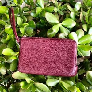 NO LONGER AVAILABLE! COACH maroon leather wristlet